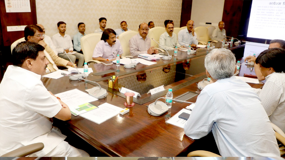 नए आपराधिक कानूनों, धाराओं और प्रक्रियाओं की जानकारी जन-जन को कराएं उपलब्ध : मुख्यमंत्री डॉ. यादव